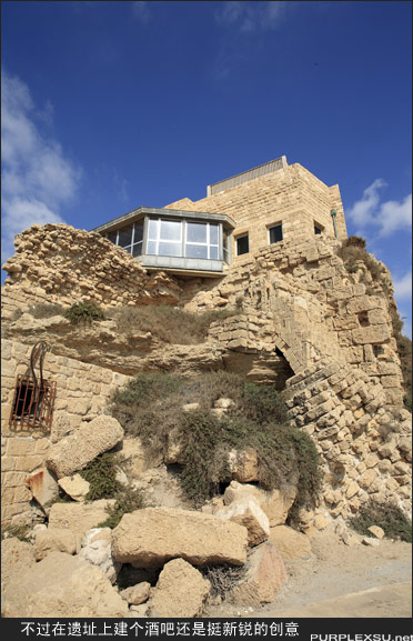 酒吧建在古罗马遗址上